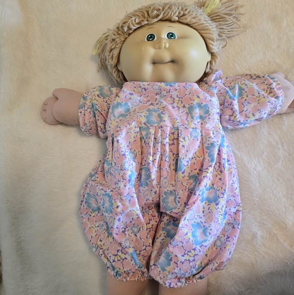 Cabbage Patch Doll - Picture 2 of 2
